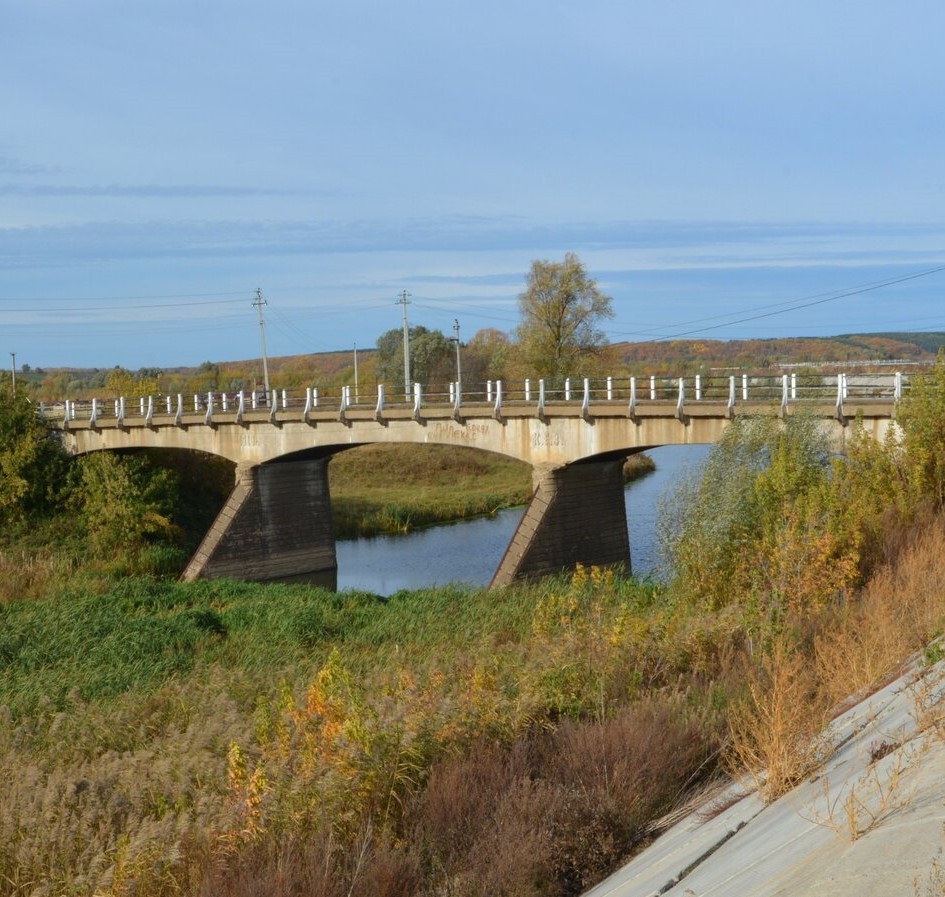 Мост через реку Цивиль